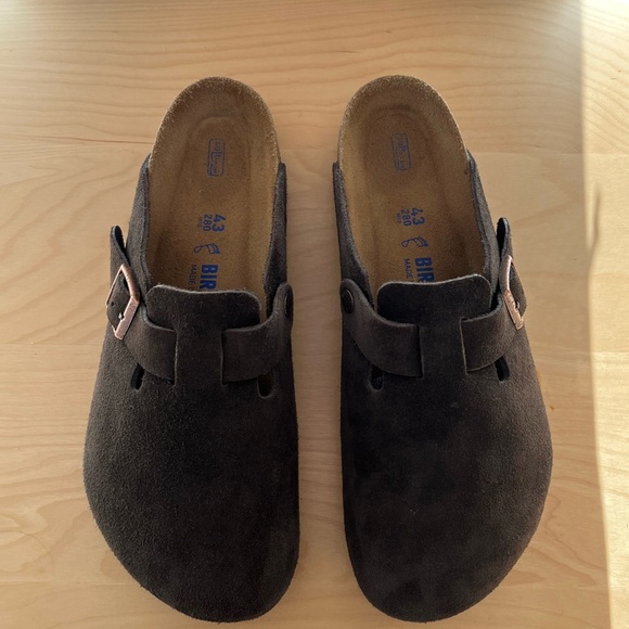 Birkenstock Other - Birkenstock Brown Suede Mules